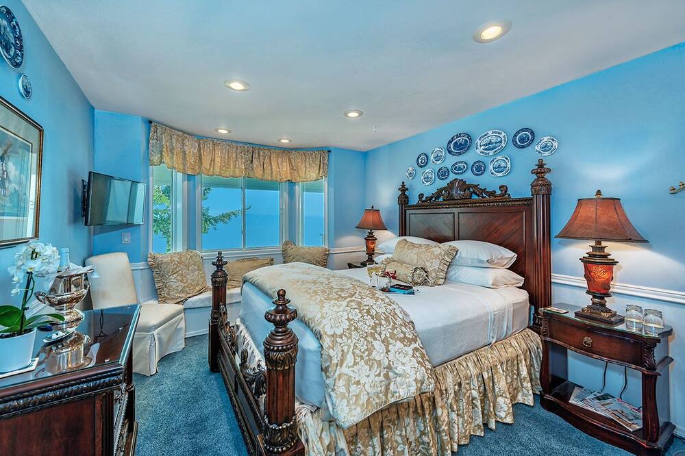 Photo of Bedroom in Camano Island