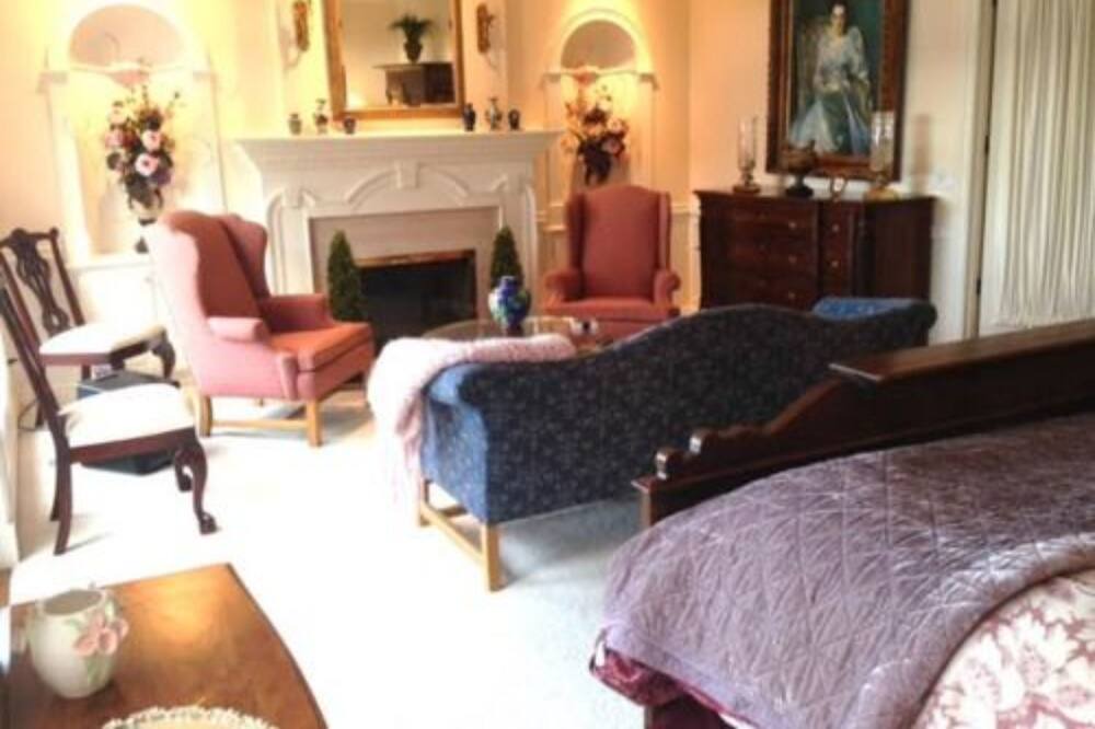 Photo of Livingroom in Camano Island
