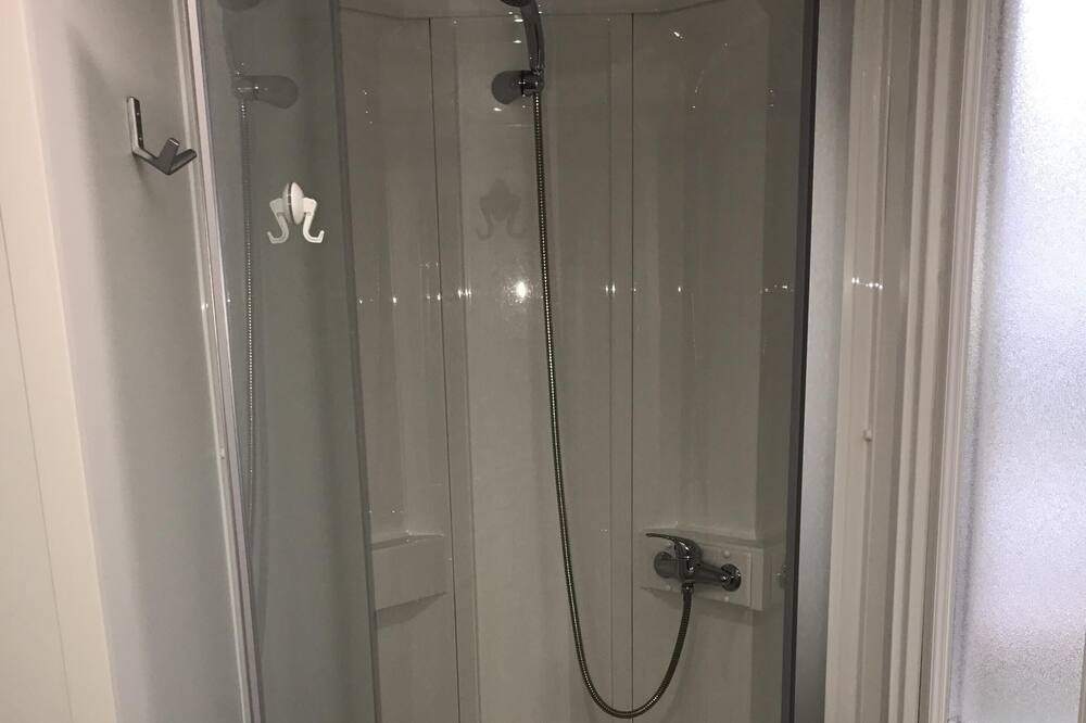 Photo of Bathroom in Gastes