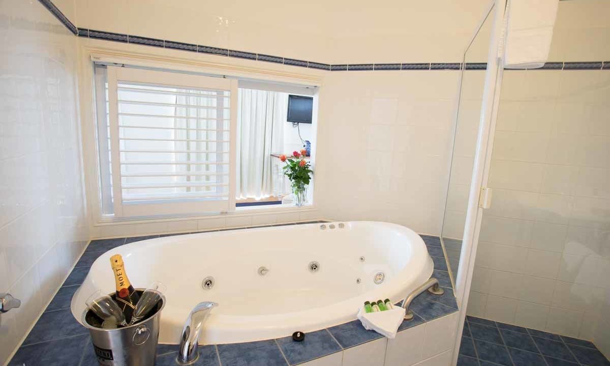 Photo of Bedroom in Wongawallan