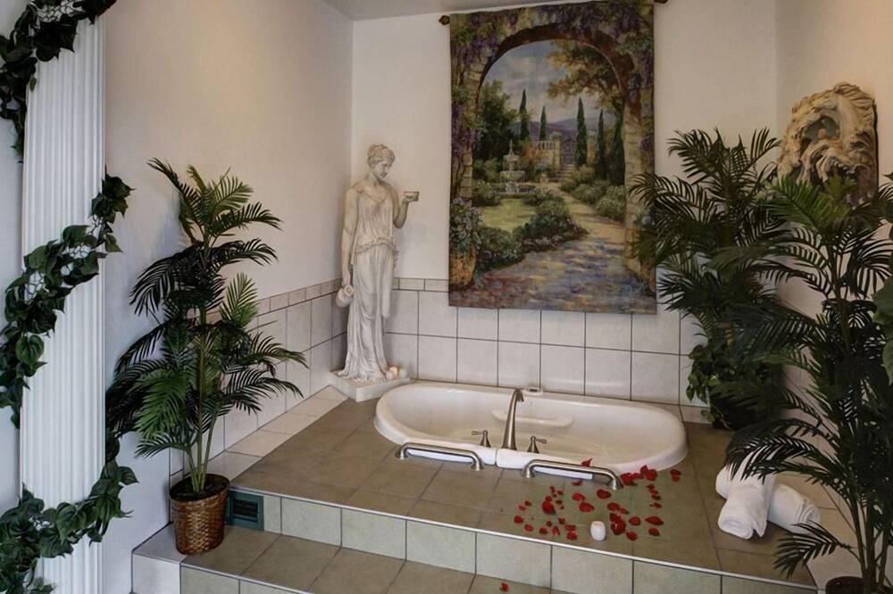 Photo of Bathroom in Lava Hot Springs