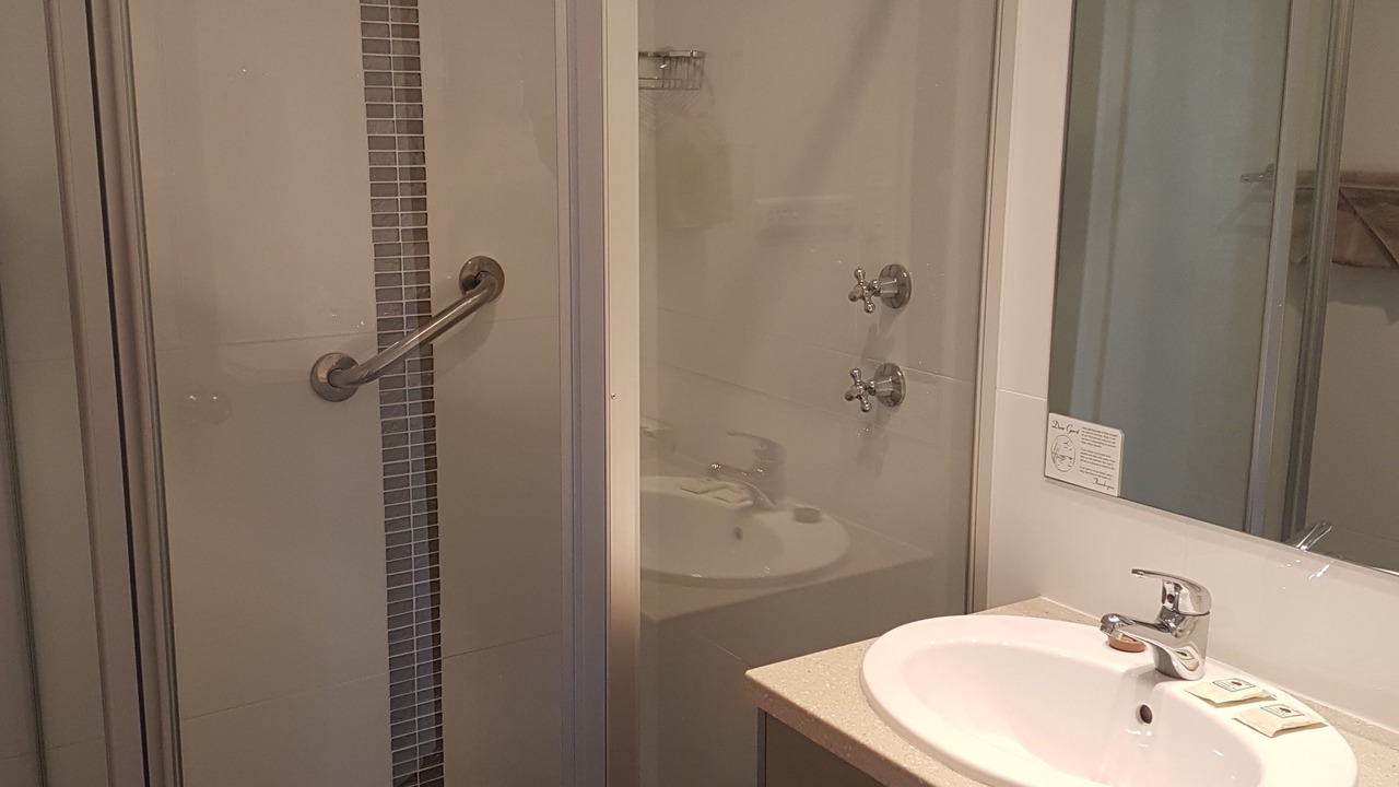 Photo of Bathroom in Nuriootpa