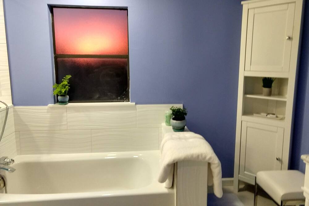 Photo of Bedroom in Wyldwood
