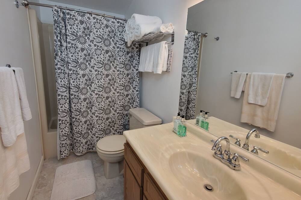 Photo of Bathroom in Wyldwood
