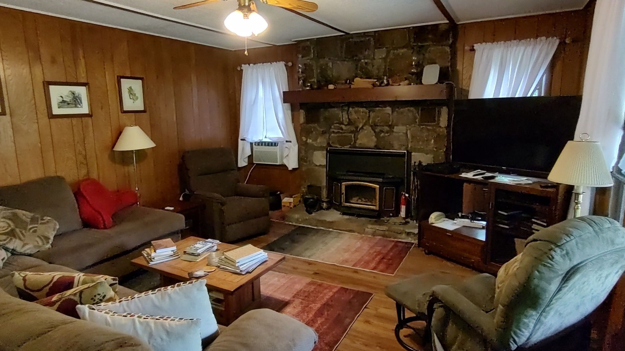 Photo of Livingroom in Cashiers