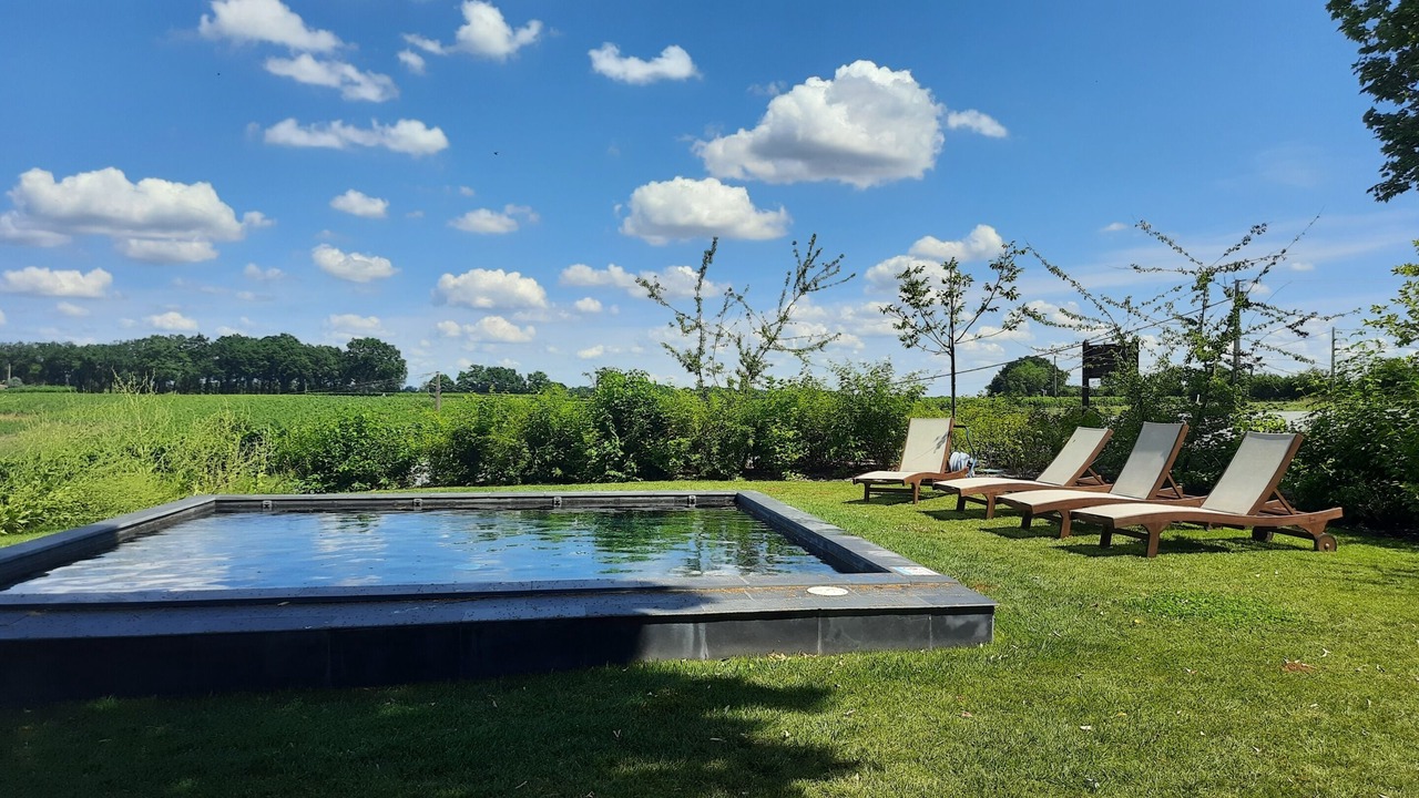 Photo of Outdoor in Saint-Etienne-De-Lisse