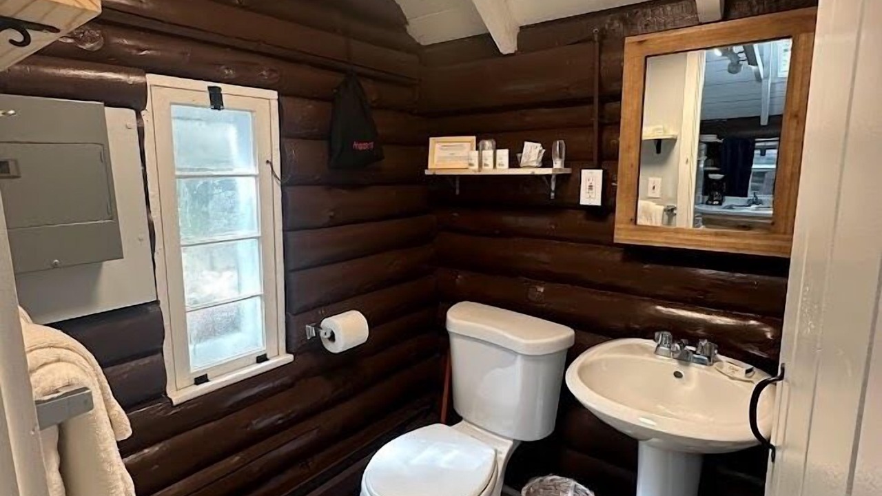 Photo of Bathroom in Lincolnville