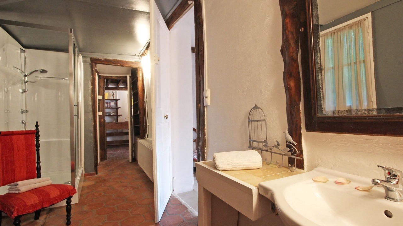 Photo of Bathroom in Saint-Aubin-de-Bonneval