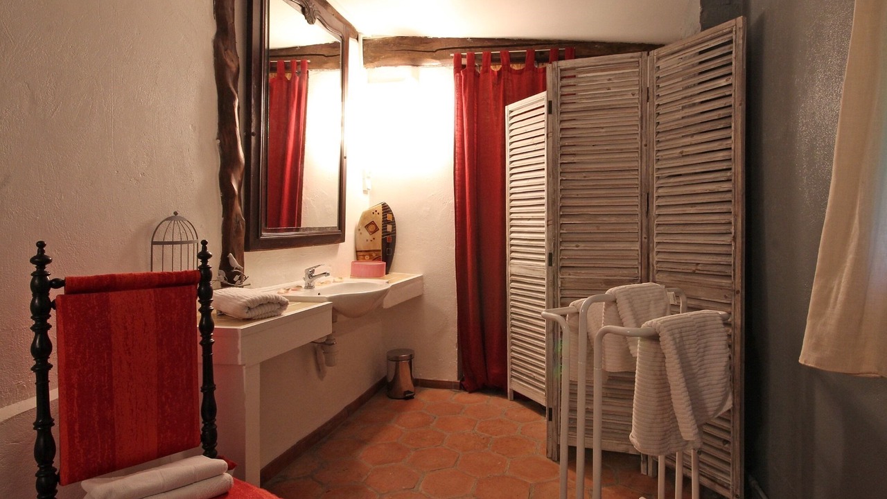 Photo of Bathroom in Saint-Aubin-de-Bonneval