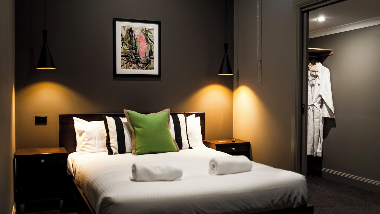 Photo of Others in Sale