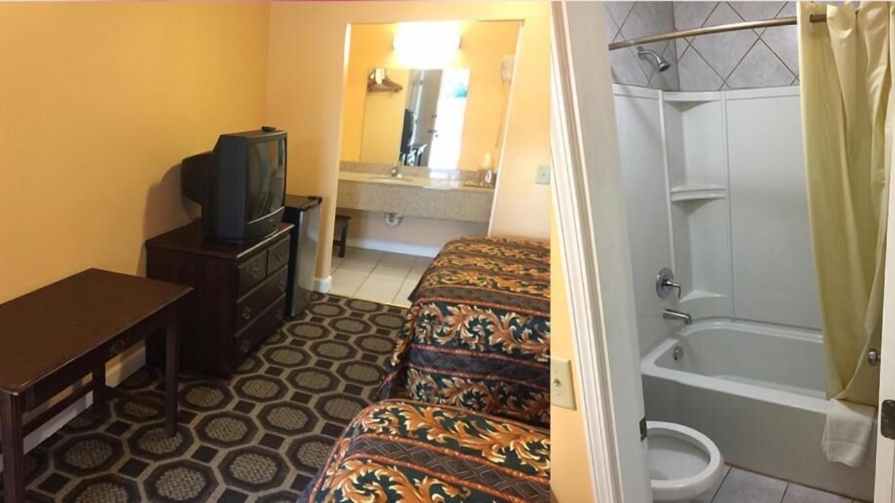 Photo of Livingroom in Batesburg-Leesville