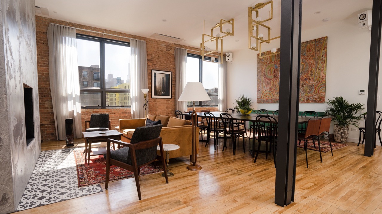 Photo of Others in West Loop