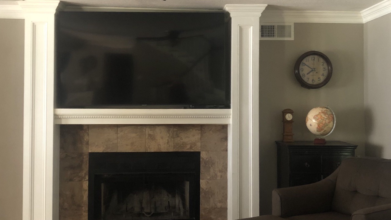 Photo of Livingroom in Mid America
