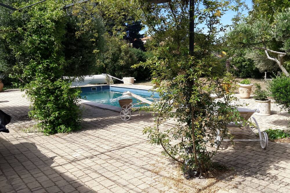 Photo of Outdoor in Badens