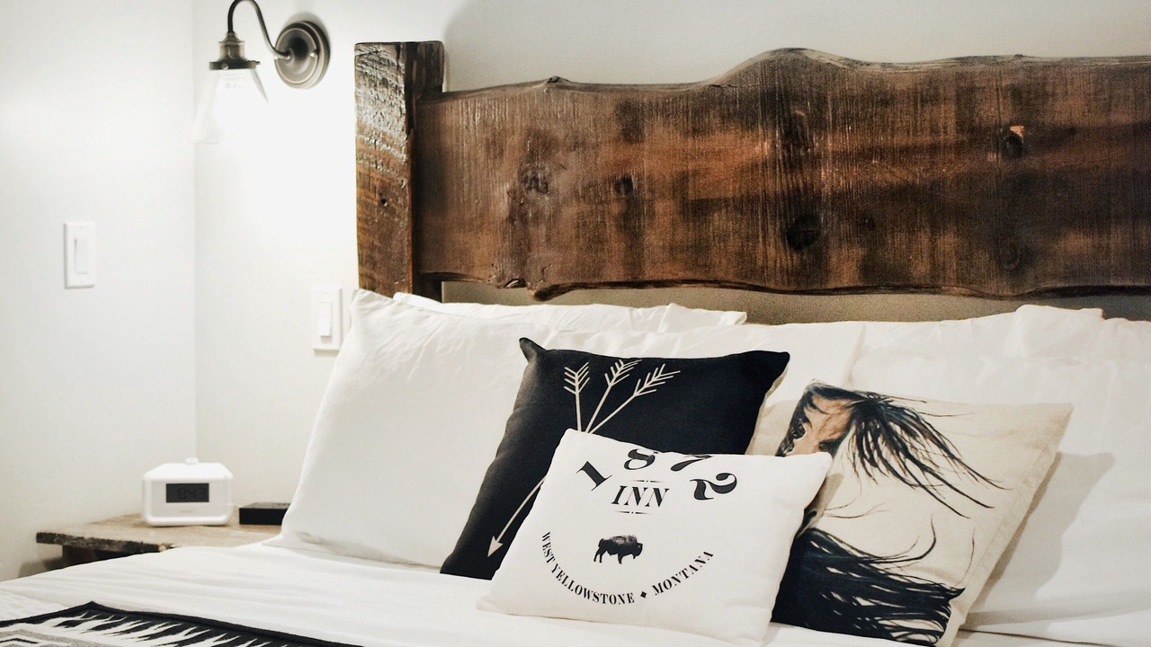 Photo of Bedroom in West Yellowstone
