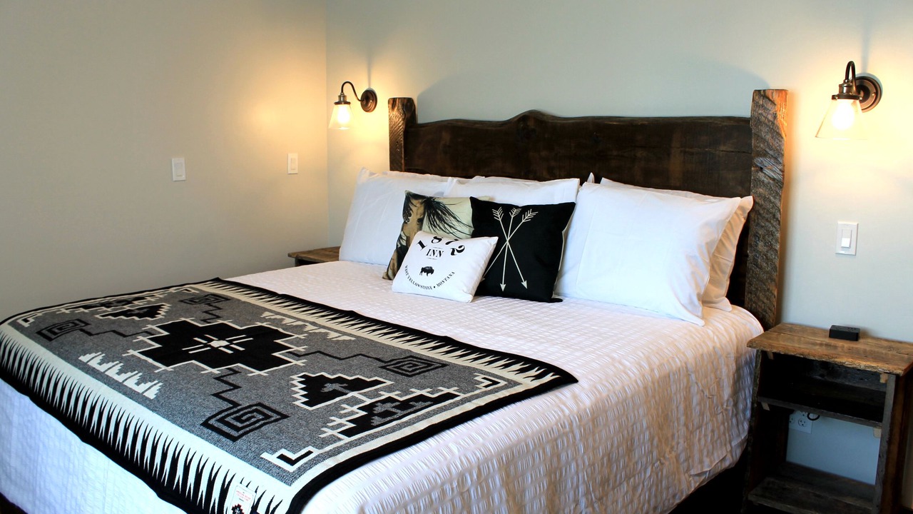 Photo of Bedroom in West Yellowstone