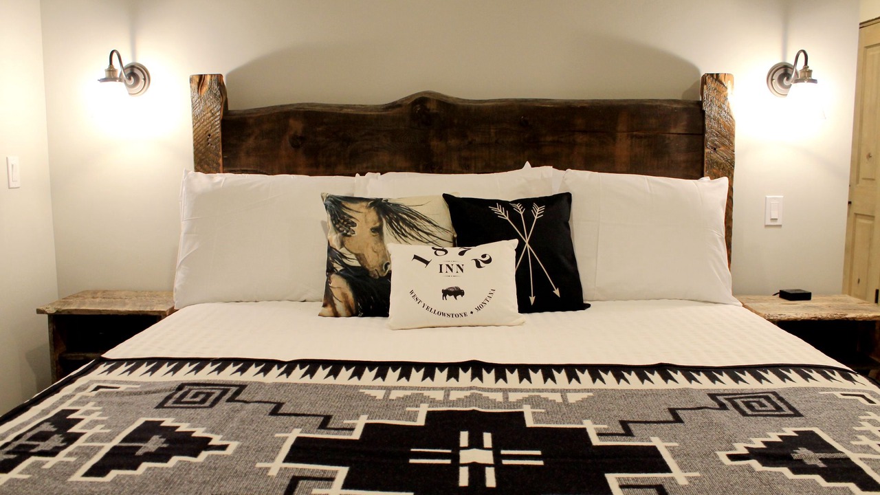 Photo of Bedroom in West Yellowstone