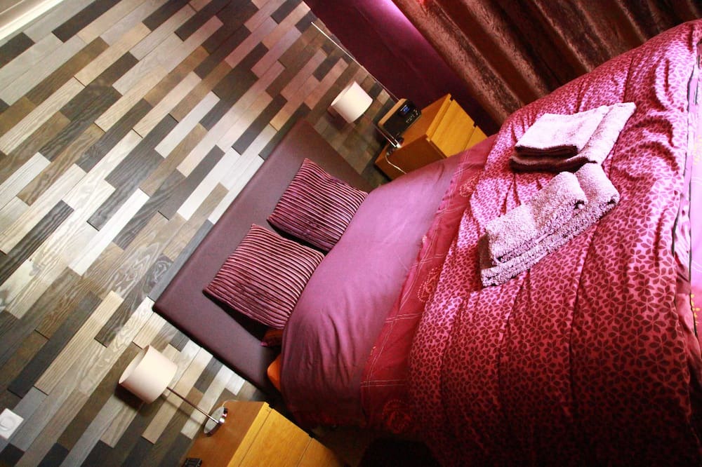 Photo of Bedroom in Peille