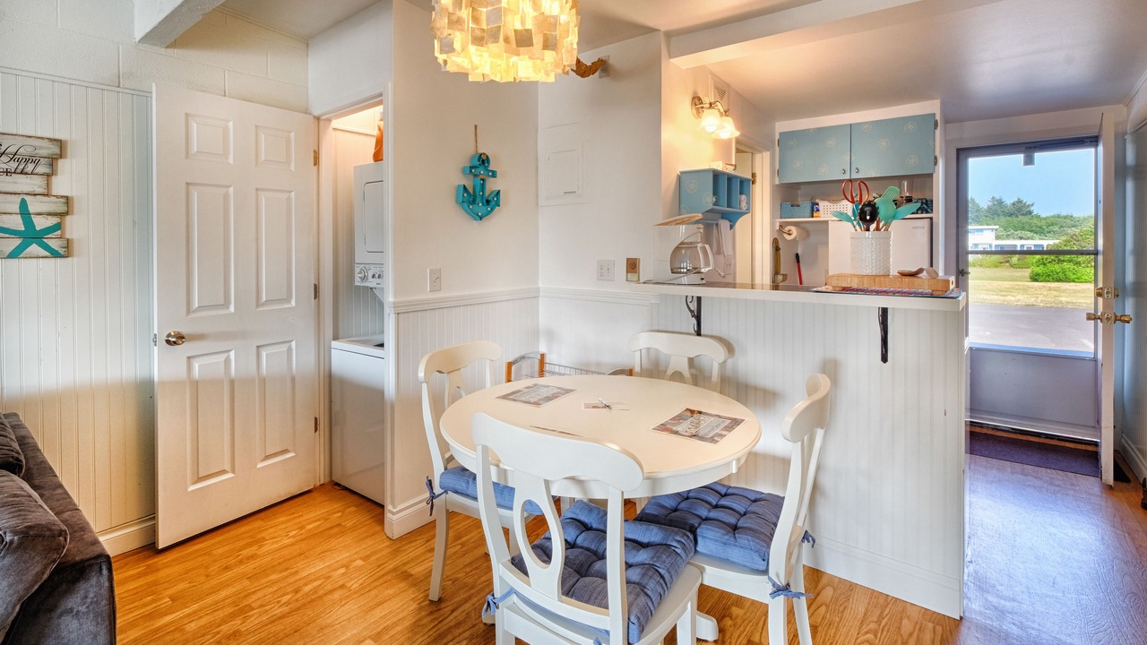 Photo of Livingroom in Ocean Shores