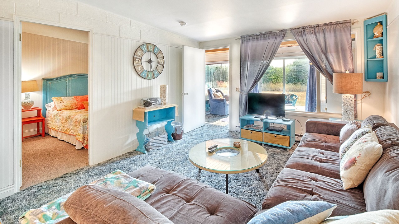 Photo of Livingroom in Ocean Shores