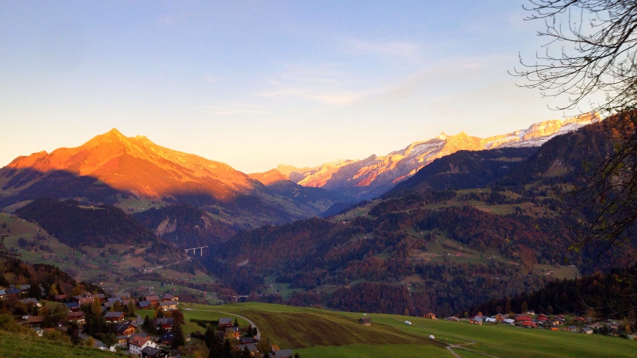Photo of Others in Leysin