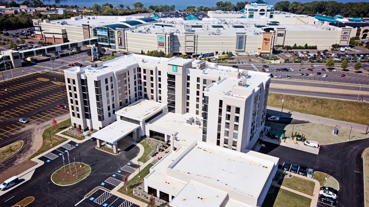 Photo of Outdoor in Lakefront