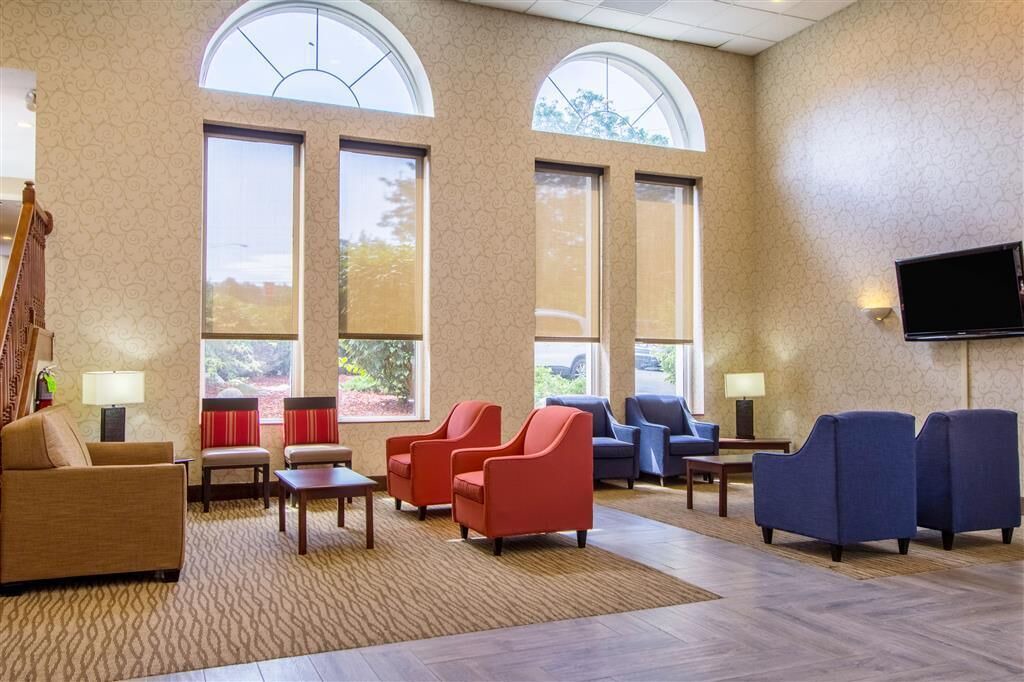 Photo of Livingroom in Wickliffe