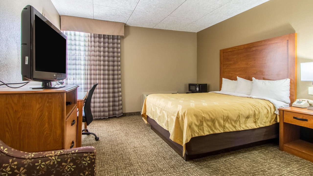 Photo of Bedroom in Wickliffe