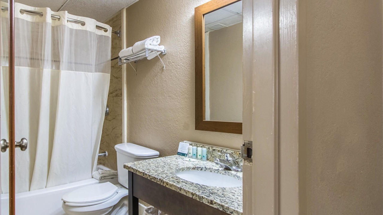 Photo of Bathroom in Wickliffe