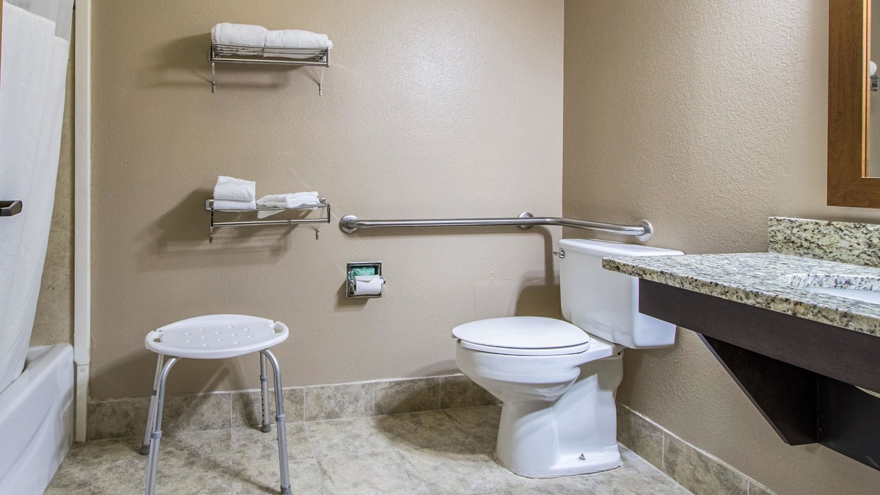 Photo of Bathroom in Wickliffe