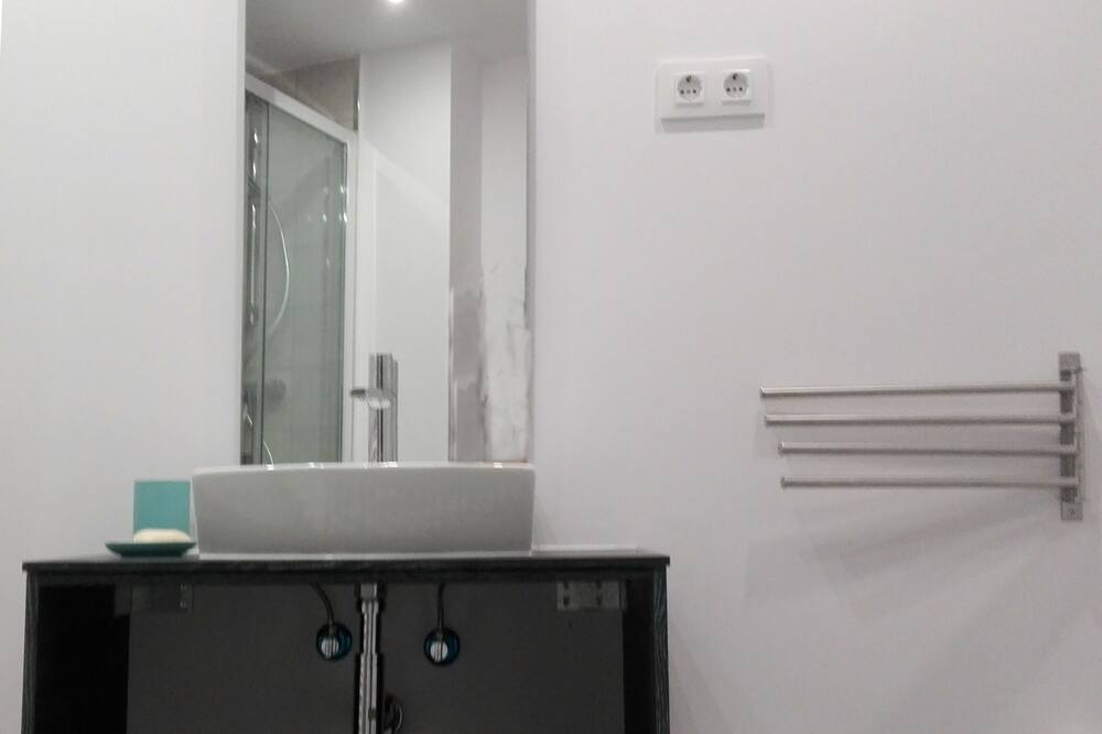 Photo of Bathroom in Torredembarra