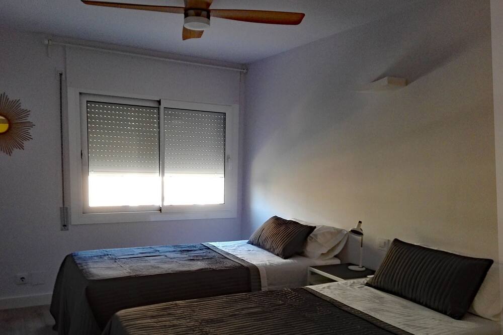 Photo of Bedroom in Torredembarra