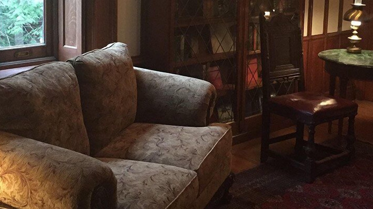 Photo of Livingroom in Reading