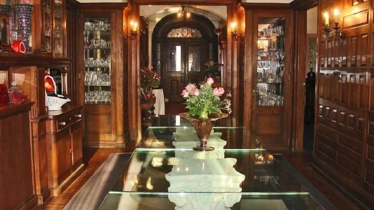 Photo of Others in Reading