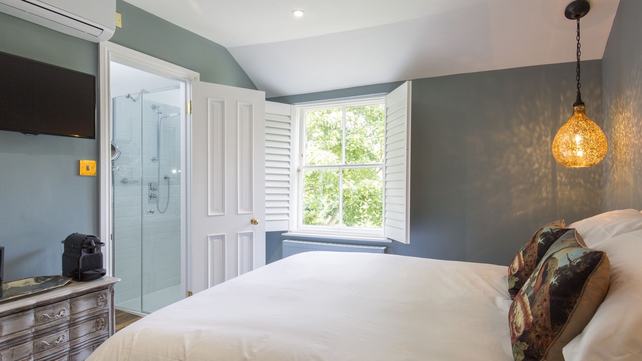 Photo of Bedroom in Royal Tunbridge Wells