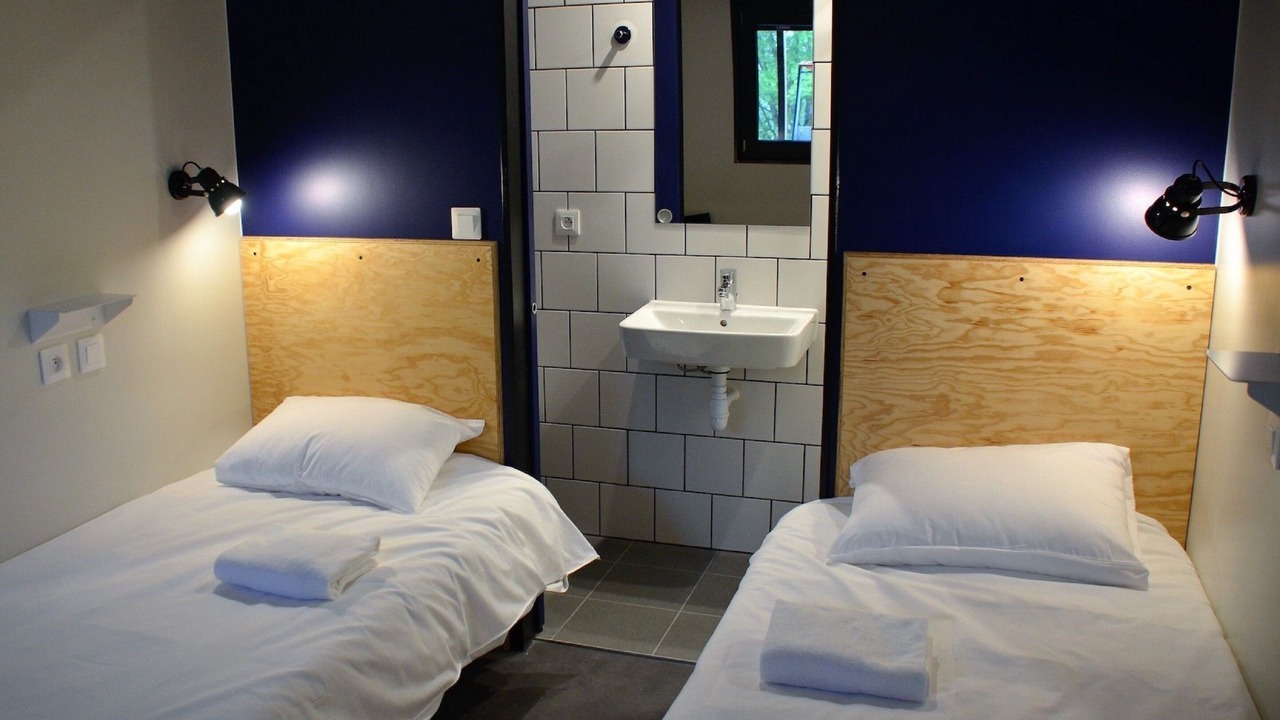 Photo of Bedroom in Fives