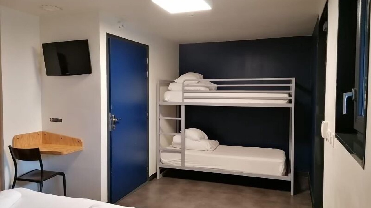 Photo of Bedroom in Fives