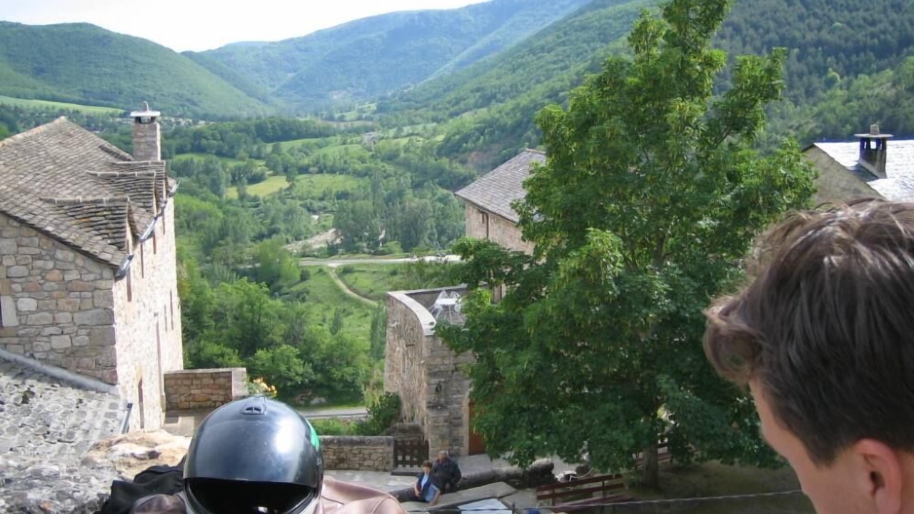 Photo of Others in Cantobre