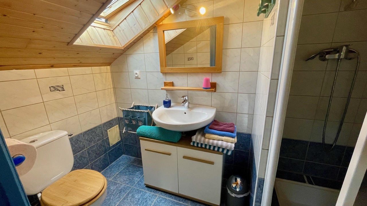 Photo of Bathroom in Poullaouen