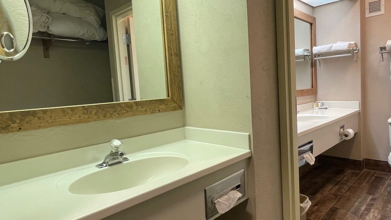 Photo of Bathroom in West Plains