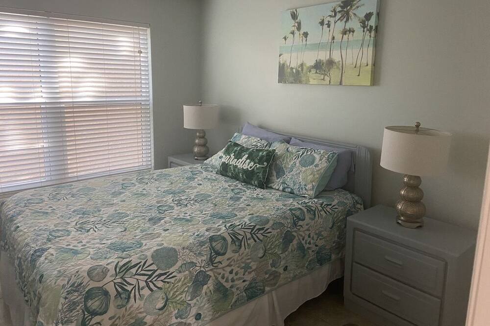 Photo of Bedroom in American Beach