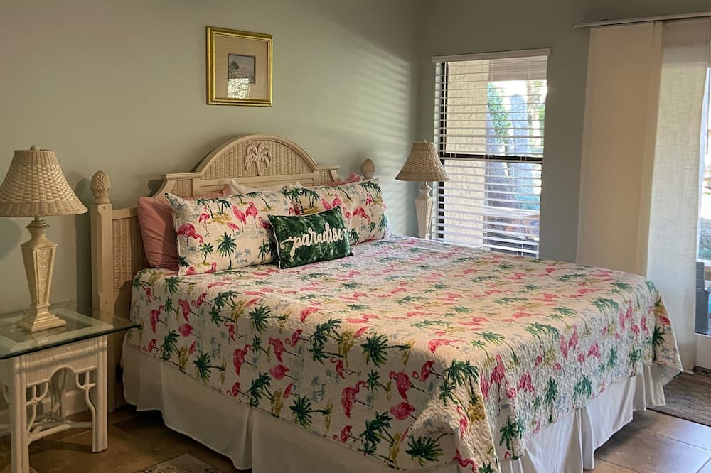 Photo of Bedroom in American Beach