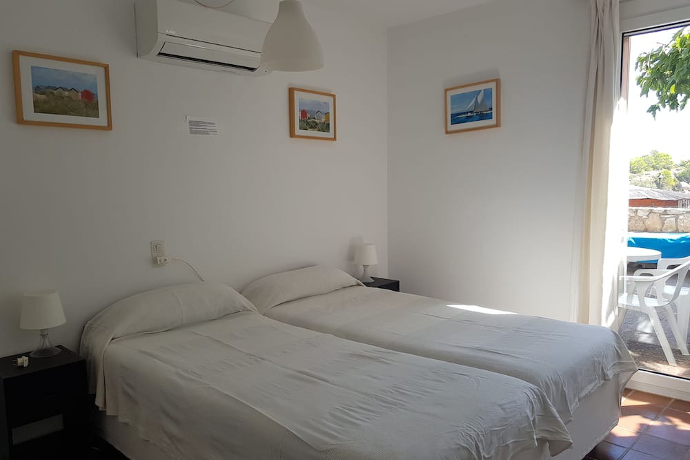 Photo of Bedroom in Roques Daurades