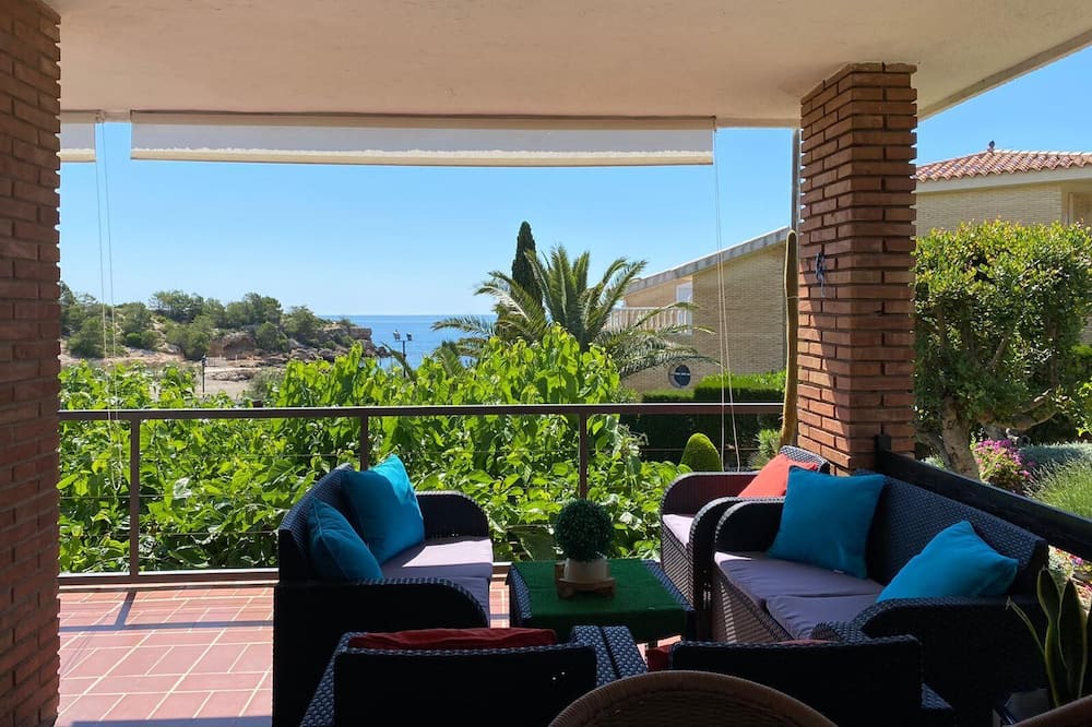 Photo of Patio Balcony in Roques Daurades