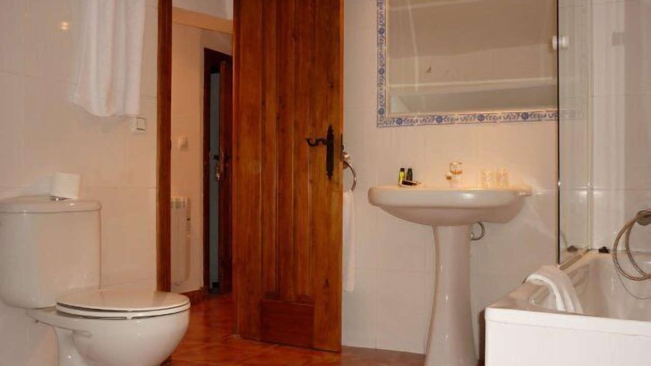 Photo of Bathroom in Santo Domingo de la Calzada