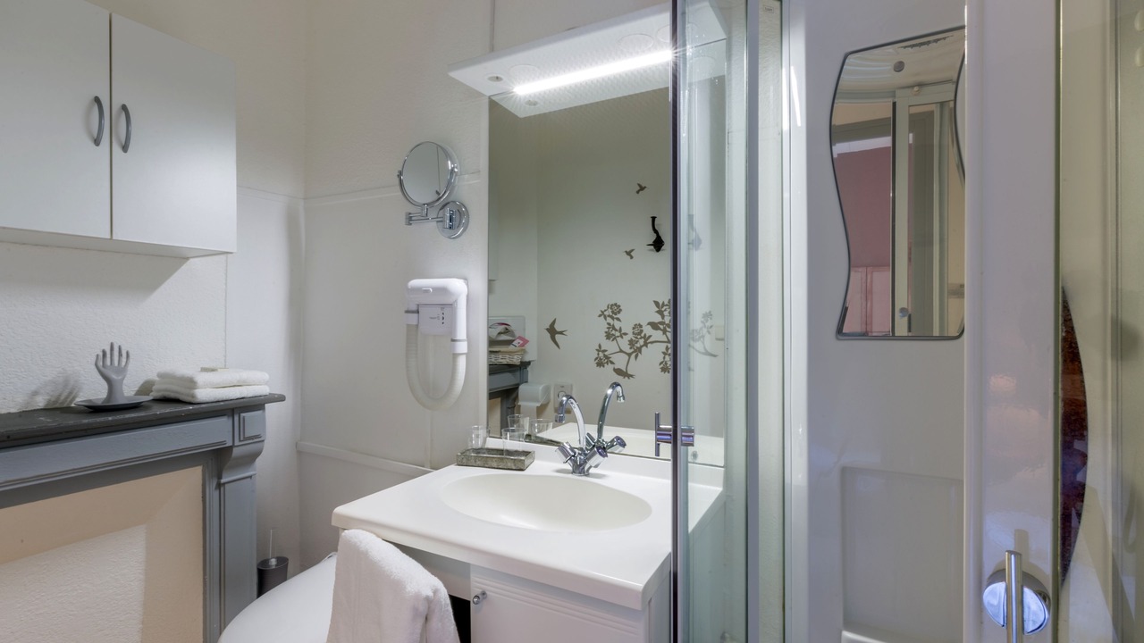 Photo of Bathroom in Treignac