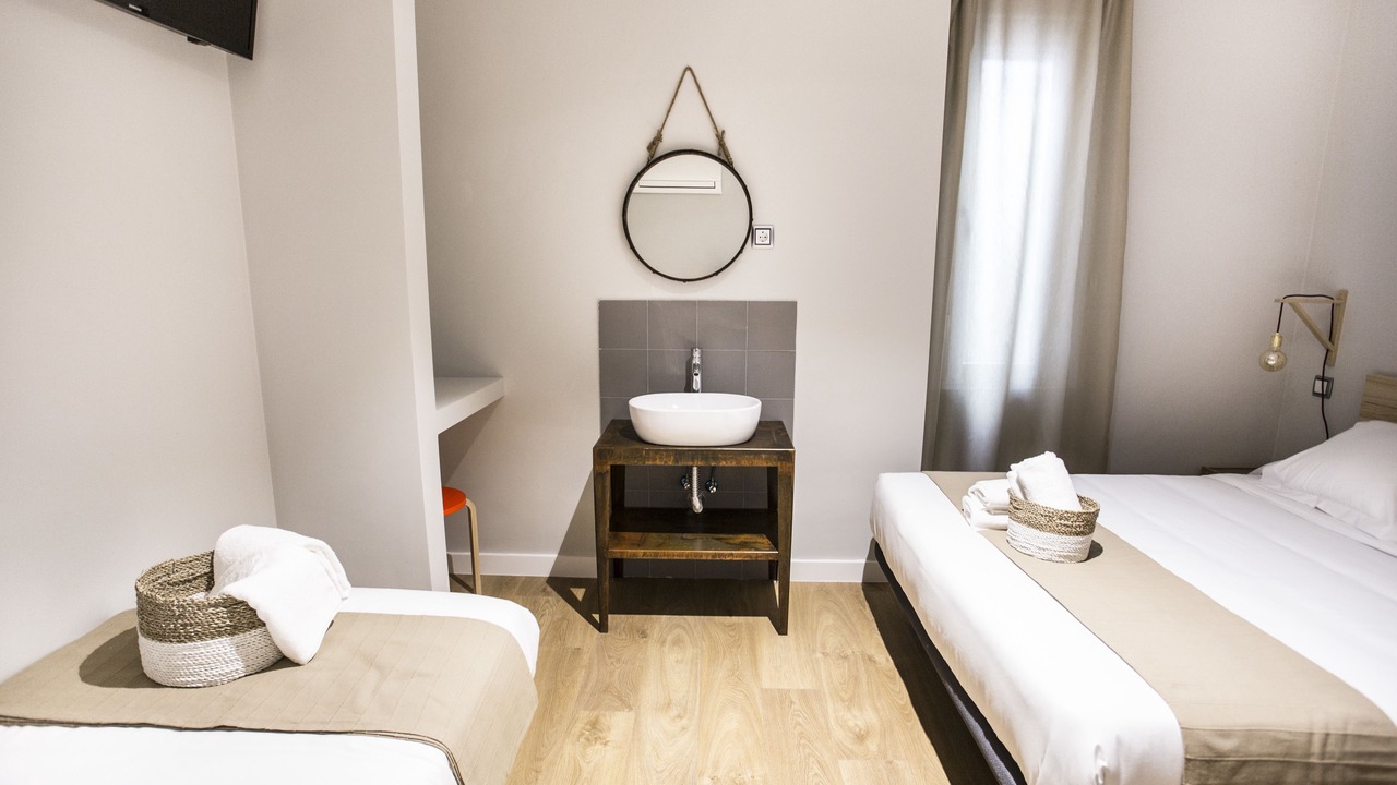 Photo of Bedroom in Embajadores