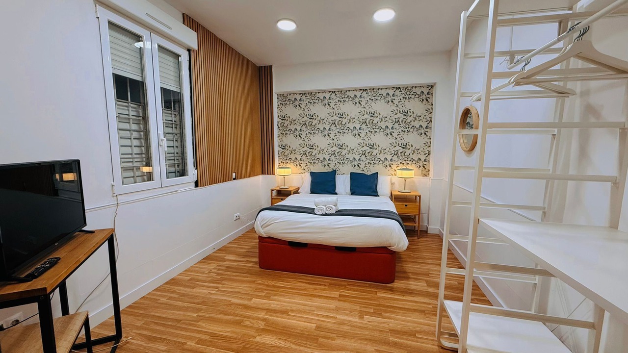 Photo of Bedroom in Embajadores