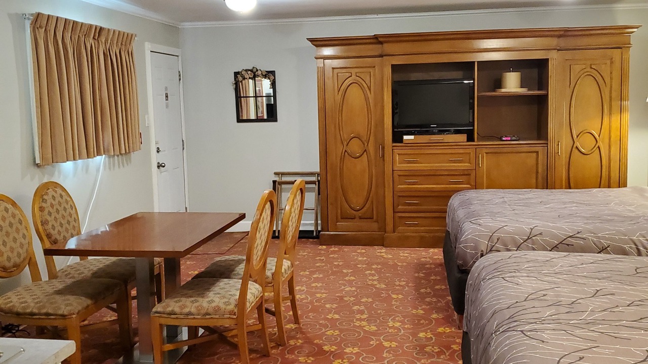 Photo of Bedroom in Division No. 16