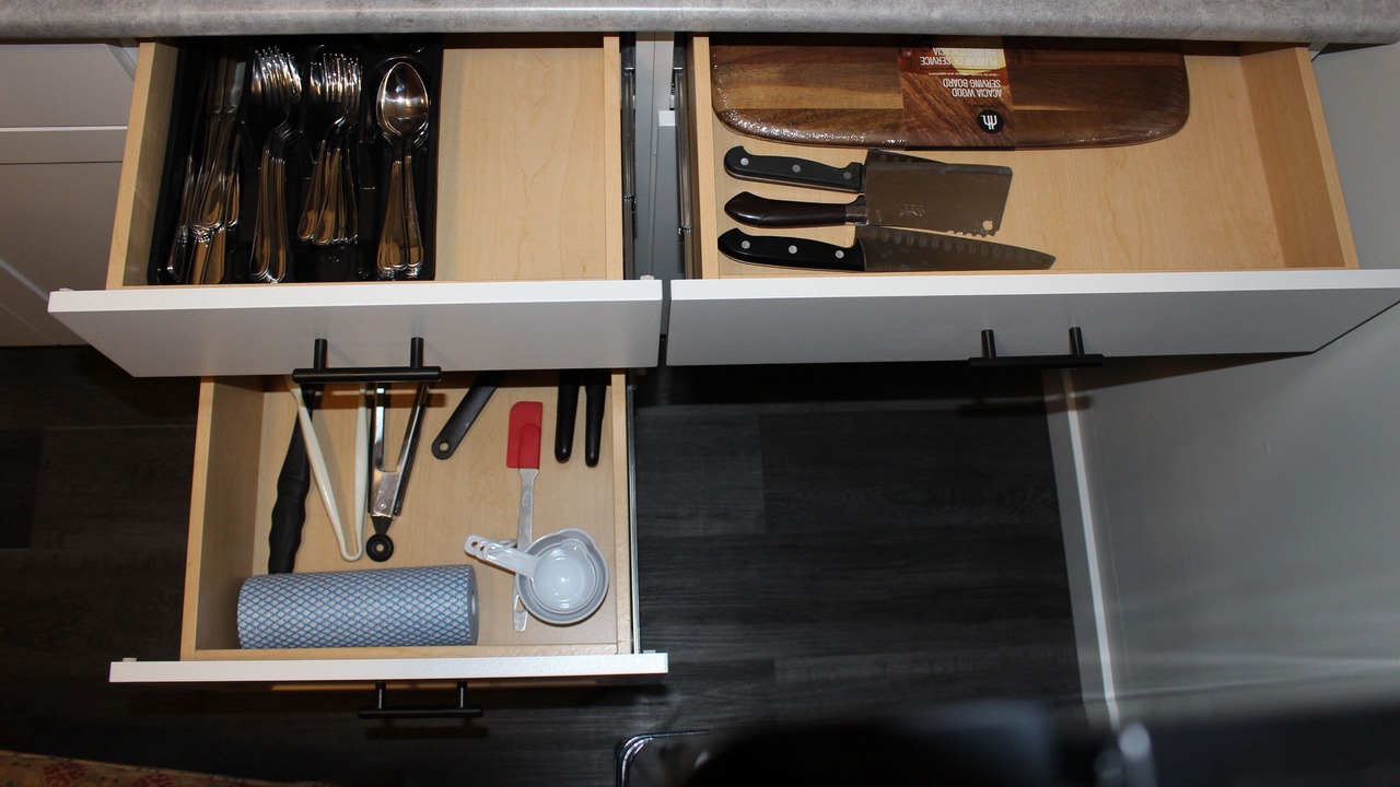 Photo of Kitchen in Division No. 16